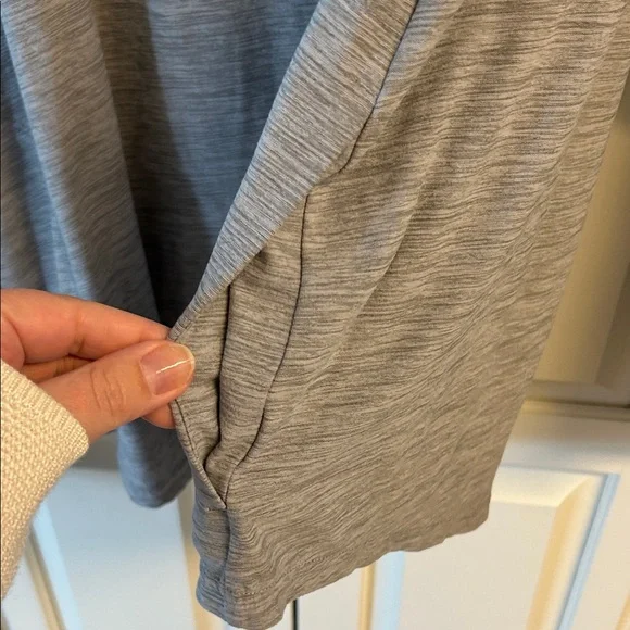 Gray Hooded Long Sleeve Top Old Navy Active 3x - Picture 3 of 5